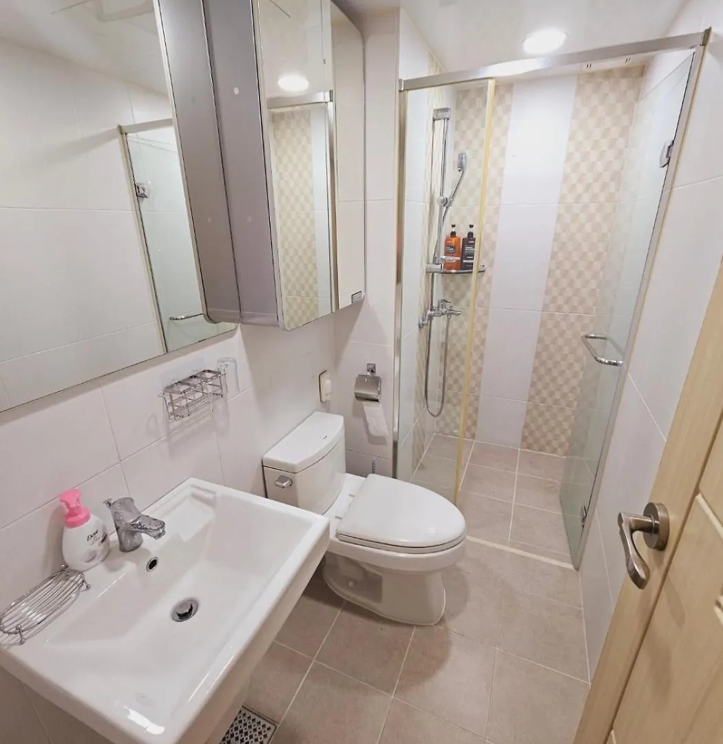 Incheon City Hall Station Full Option Lovely House 0*,  Korsel