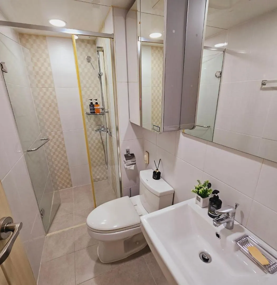 Apartment Incheon City Hall Station Full Option Lovely House